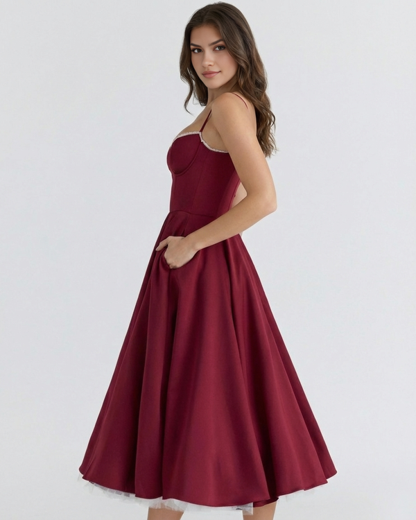 SELARA – SCULPTED BODICE MIDI DRESS