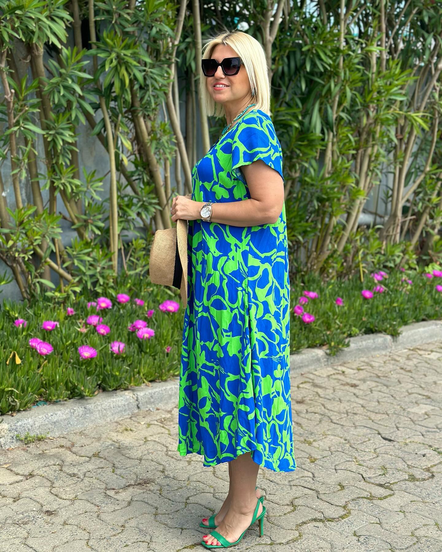 ANITA | ROBE FLORALE ÉLÉGANTE AVEC COUVERTURE DU VENTRE