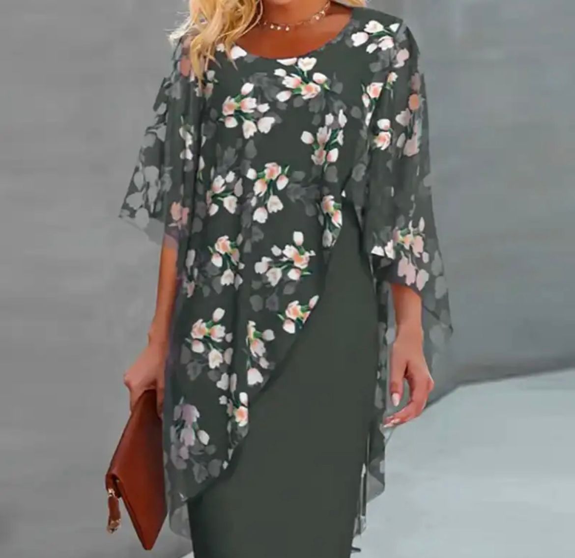 GRACE | Robe florale élégante couvrant le ventre