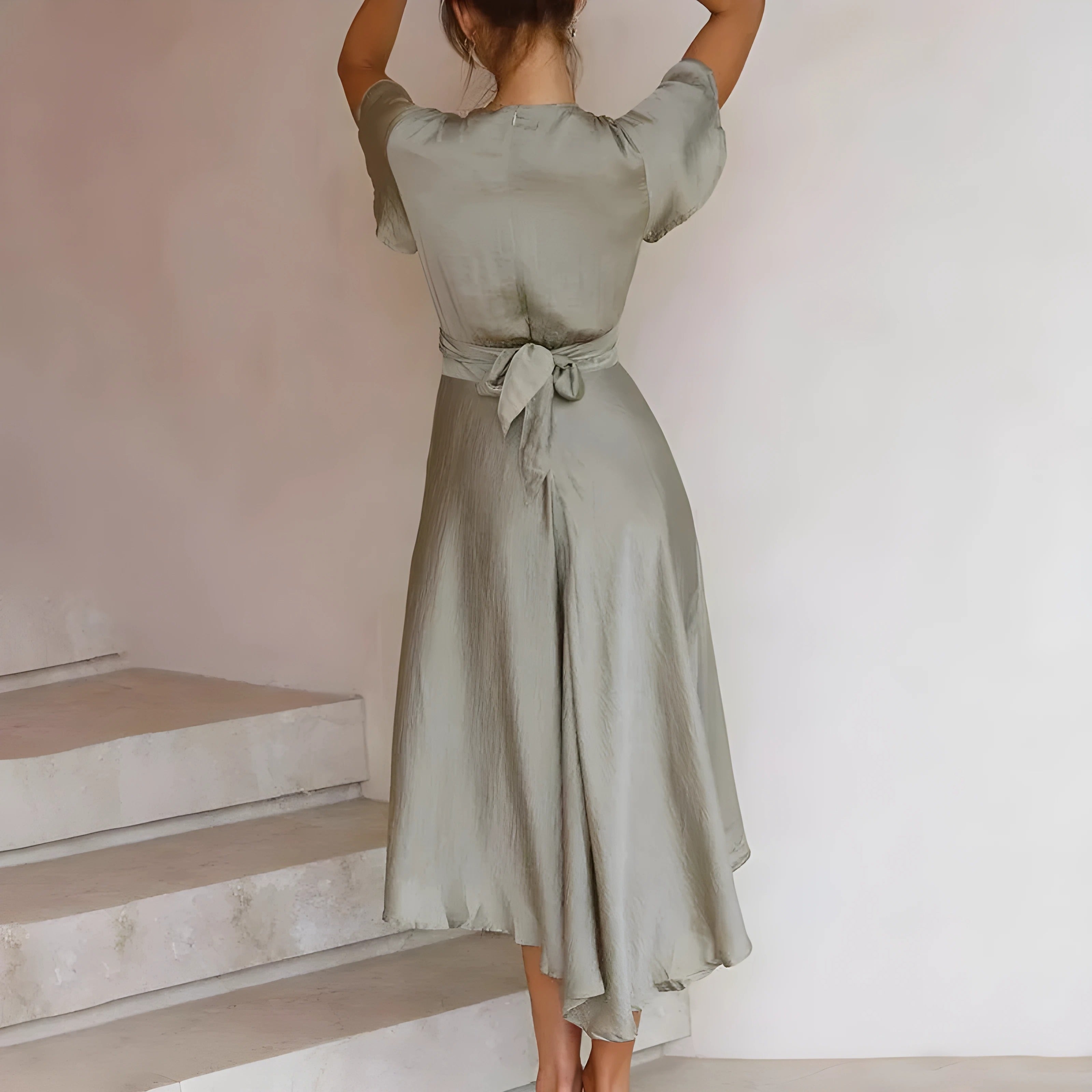 ELENA | ELEGANT SUMMER DRESS WITH FLUID SILHOUETTE
