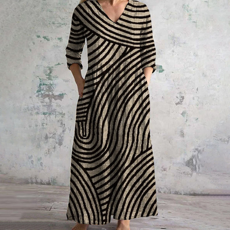 ROBYN | ROBE MAXI À RAYURES COURBÉES AVEC COUVERTURE DU VENTRE  