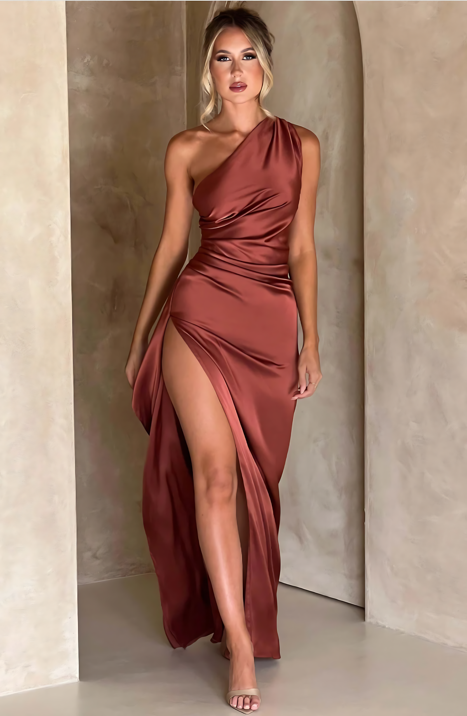 Solana Satin Elegance Maxikleid