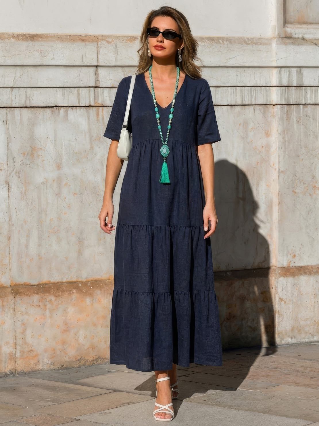 AMBER | ROBE MAXI À NIVEAUX ÉLÉGANTE AVEC COUVERTURE DU VENTRE