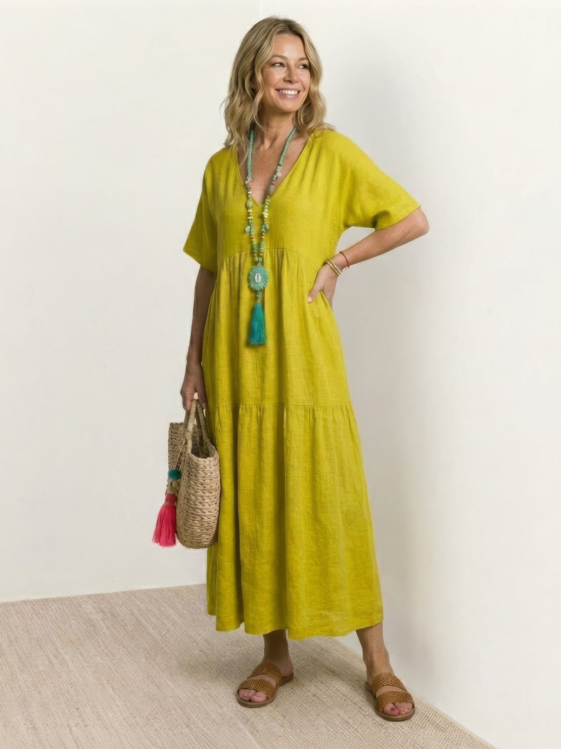AMBER | ROBE MAXI À NIVEAUX ÉLÉGANTE AVEC COUVERTURE DU VENTRE